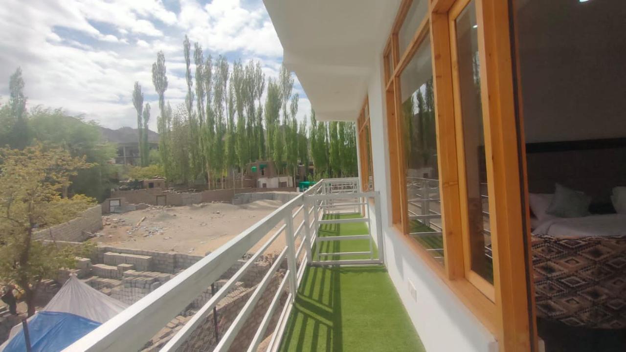 Hotel Lha-Zes Leh Exterior foto